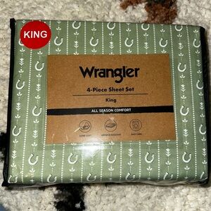 Wrangler Olive Horseshoe 4-Piece Sheet Set Sz KING  STABLES STRIPE GREEN